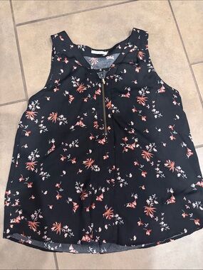 Maurices Black Floral Zip-Front Sleeveless Camisole